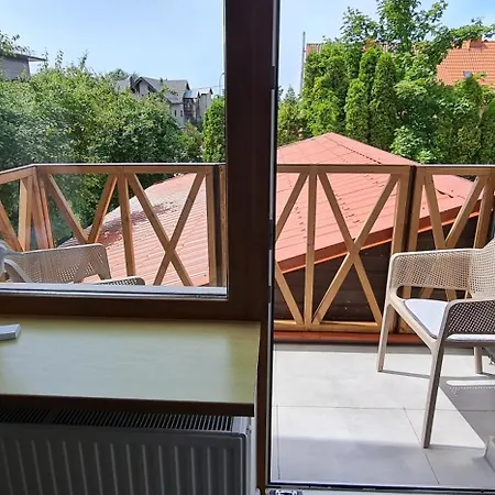 Apartment Apartamentai Per 2 Aukstus Prie Juros Klaipedoje *
