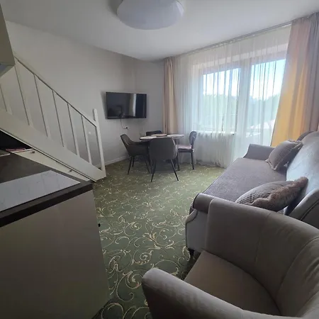 Apartamentai Per 2 Aukstus Prie Juros Klaipedoje Apartment *